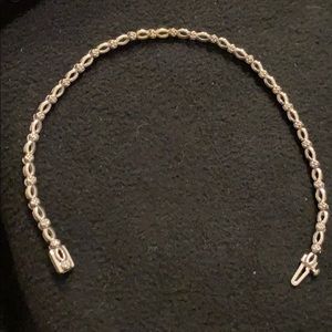 .10 carat Oval Bracelet